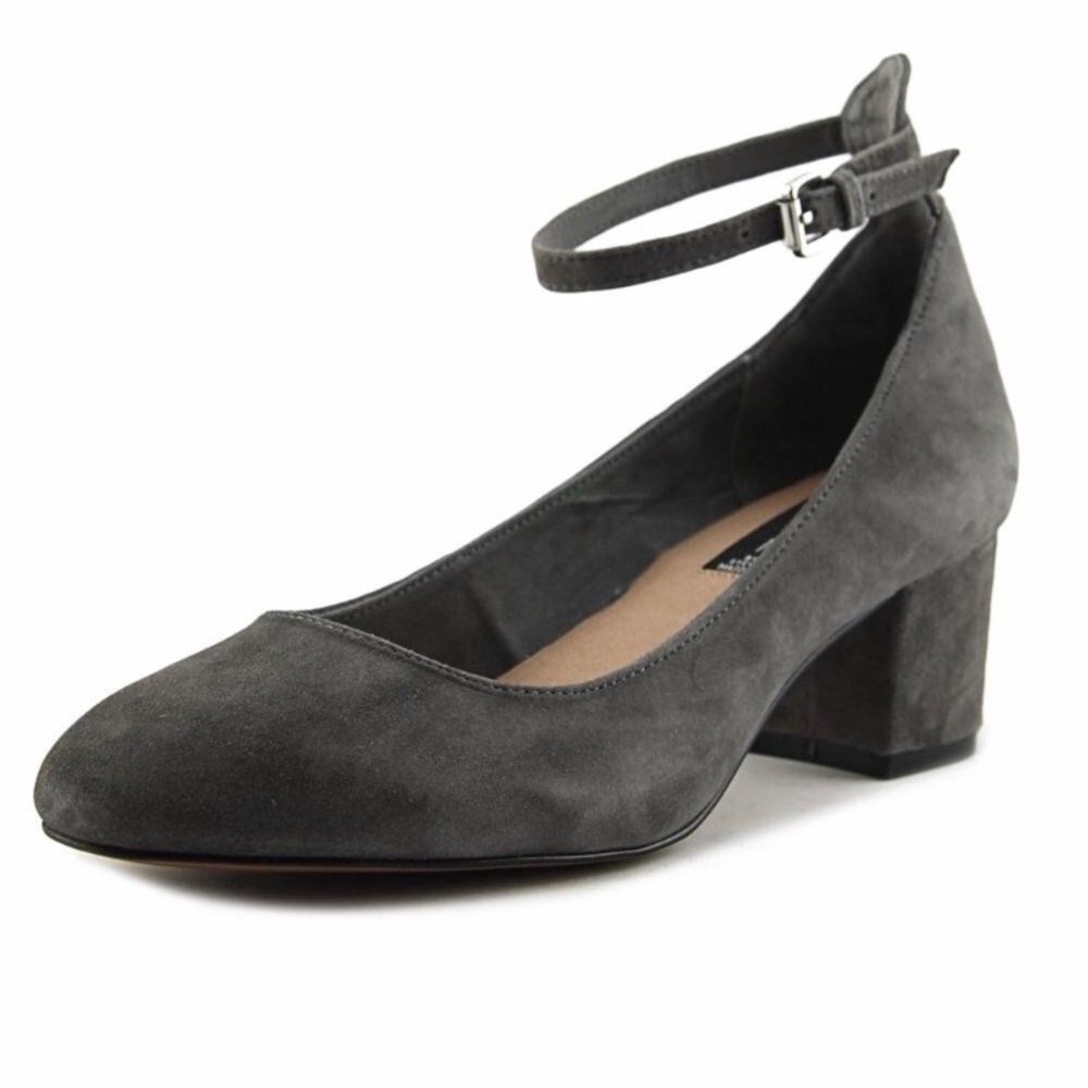 Steven by Steve Madden Vassie Pumps!